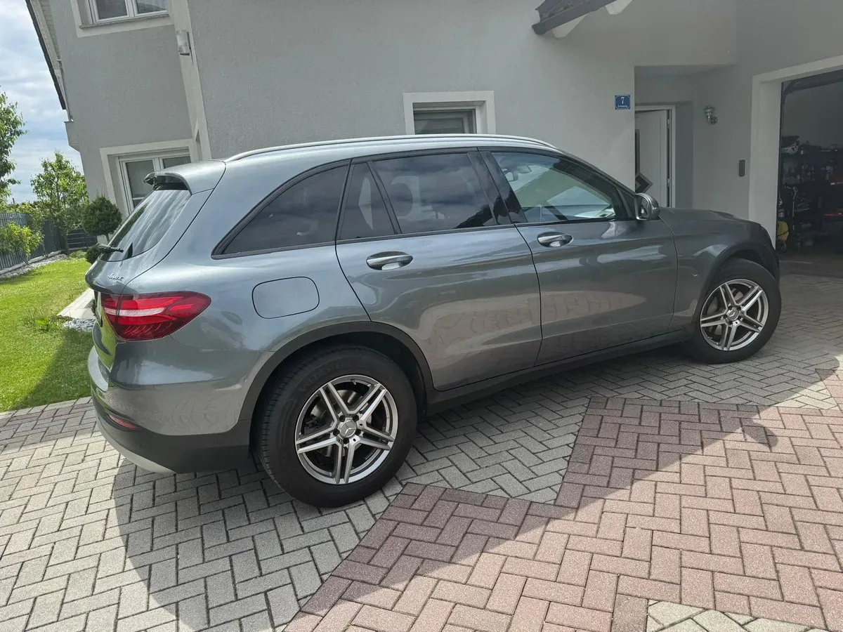 Mercedes-Benz Glc-Class 2016 photo 2