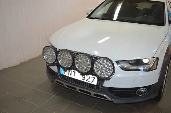 Audi A4 Allroad 2013 photo 2