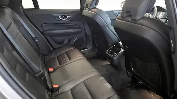 Volvo V60 Cross Country 2021 photo 5