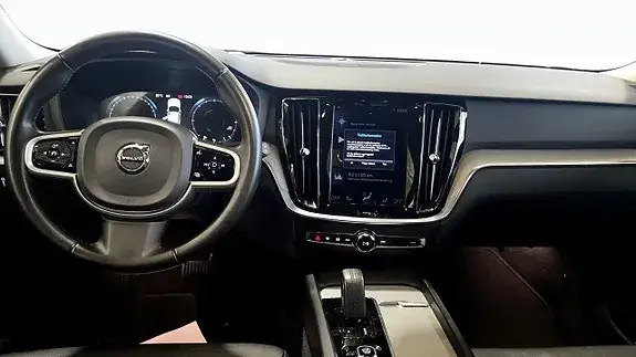 Volvo V60 Cross Country 2021 photo 4