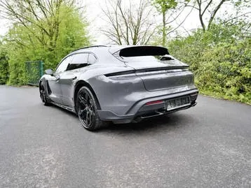 Porsche Taycan 2023 photo 3
