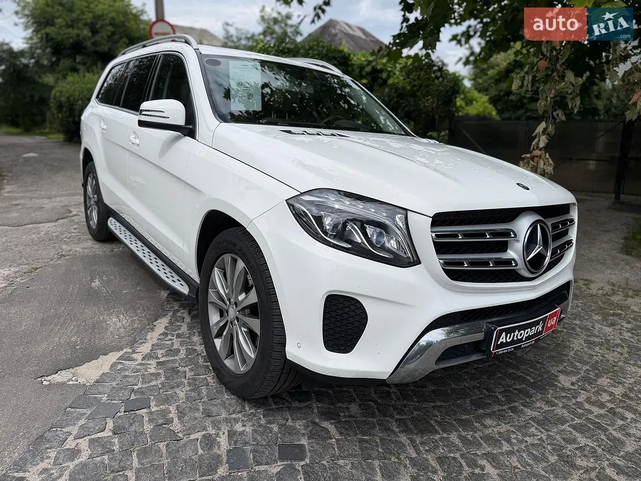 Mercedes-Benz Gls-Class 2016 photo 5