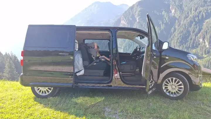 Toyota Proace Verso 2018 photo 2