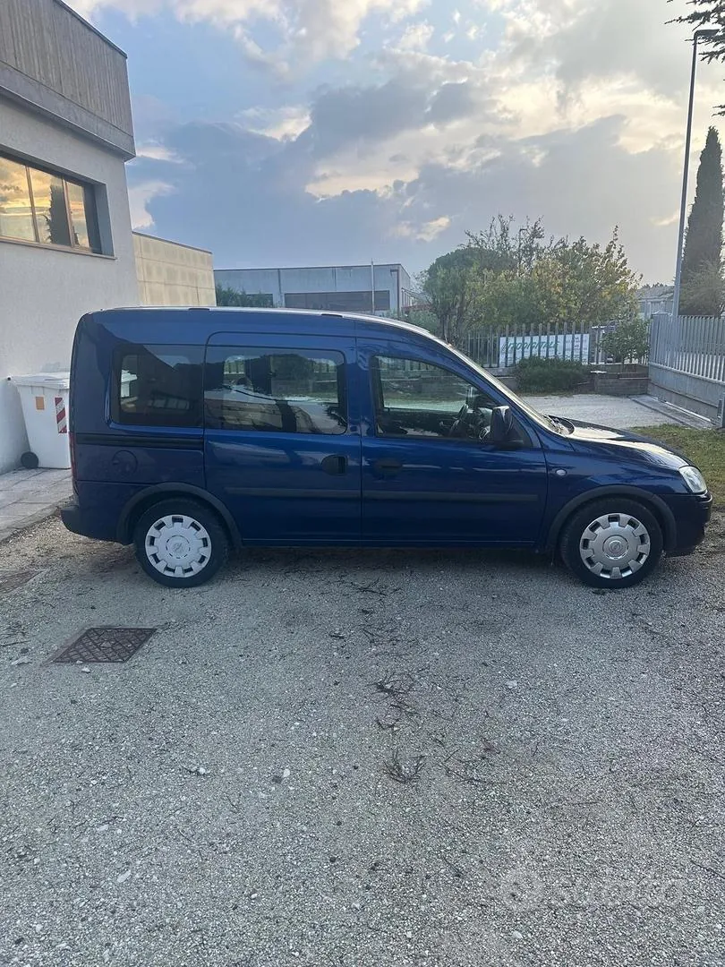 Opel Combo 2008 photo 4