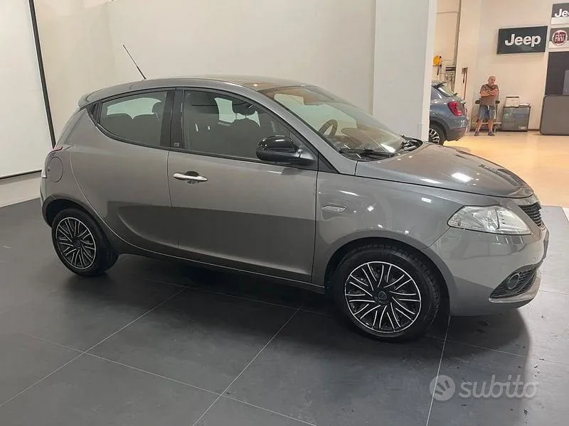 Lancia Ypsilon 2018 photo 4