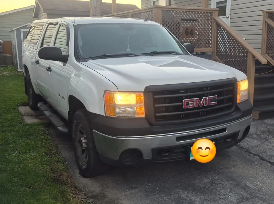 GMC Sierra 1500 2012 photo 2