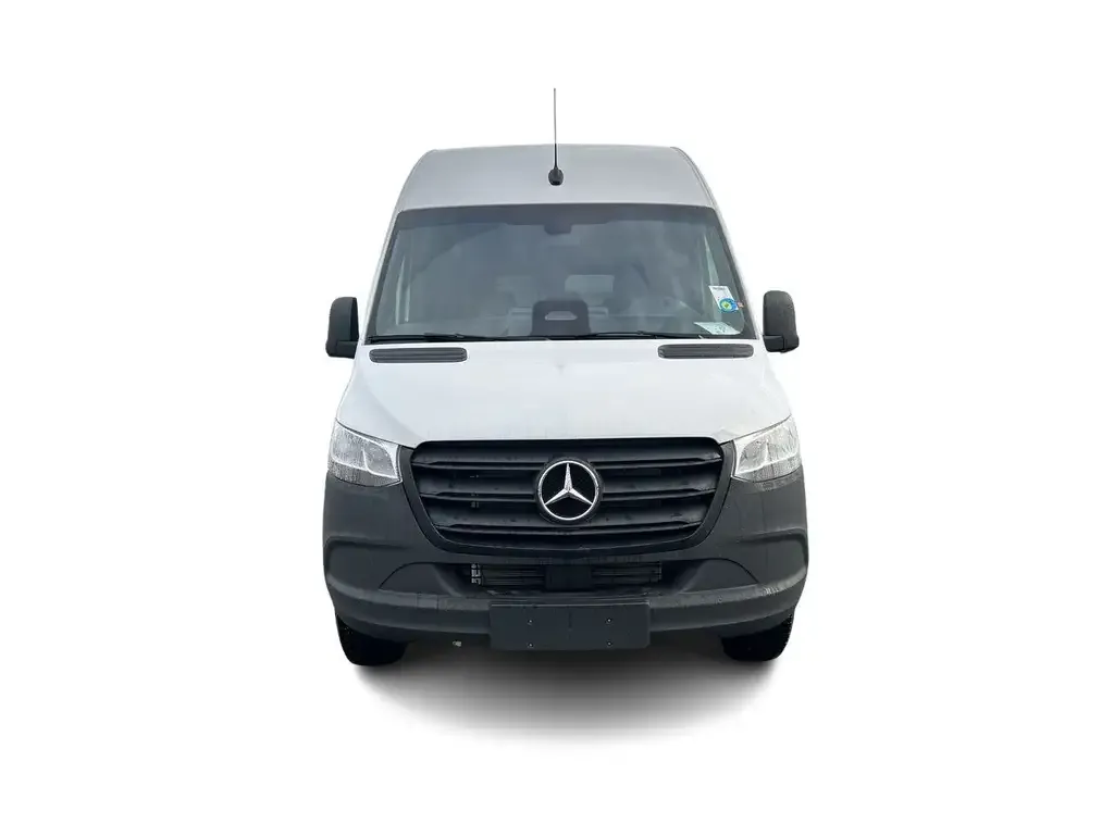 Mercedes-Benz Sprinter 2026 photo 4