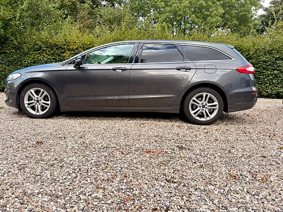 Ford Mondeo 2016 photo 2