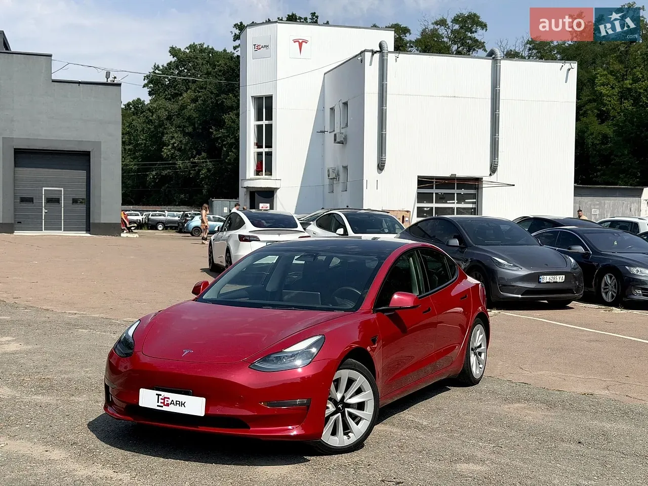 Tesla Model 3 2022 photo 2