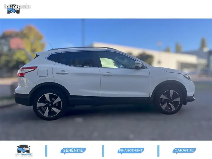 Nissan Qashqai 2015 photo 4