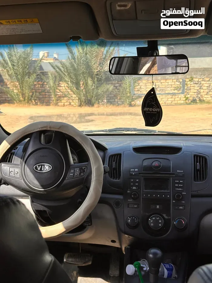 Kia Forte 2010 photo 3