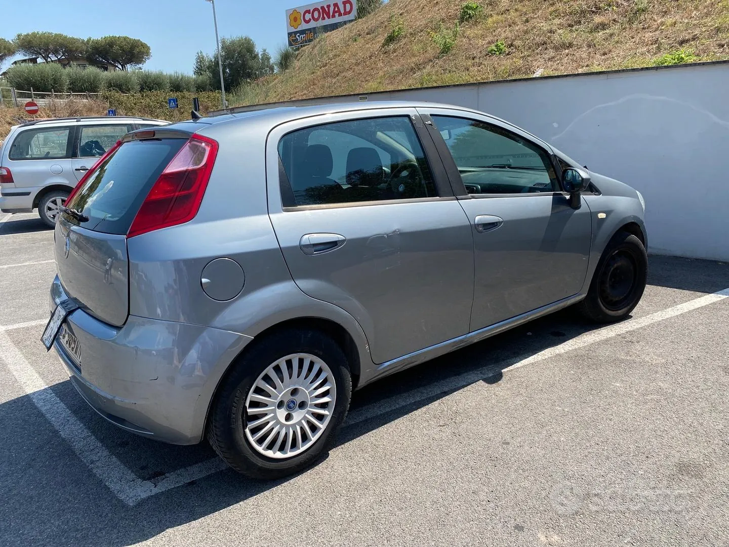 Fiat Grande Punto 2007 photo 4