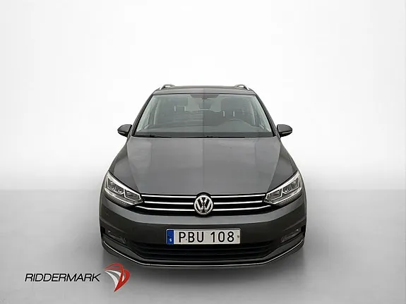Volkswagen Touran 2017 photo 2