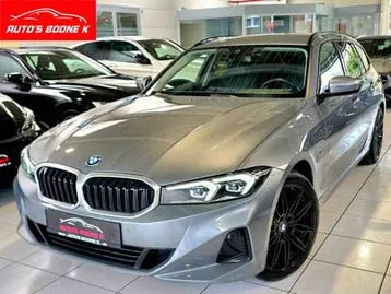 BMW 320 Touring 2023 photo 2