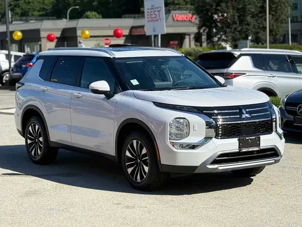 Mitsubishi Outlander 2026 photo 4