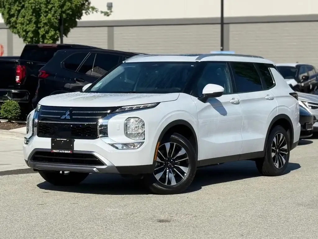 Mitsubishi Outlander 2026 photo 2