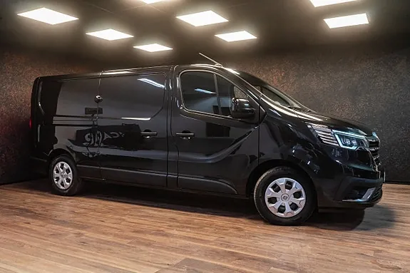 Renault Trafic 2023 photo 2