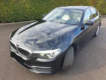 BMW 520I