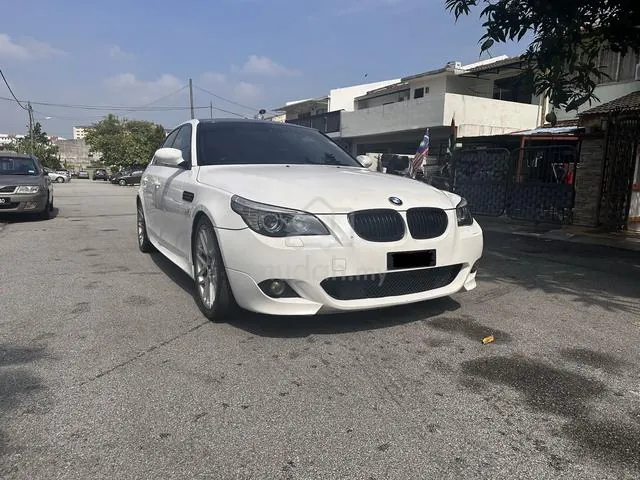 BMW 525I