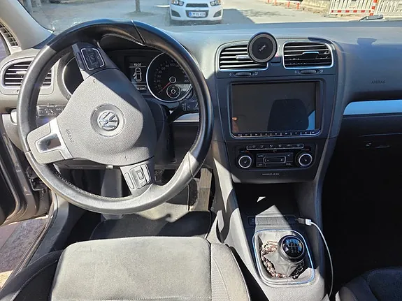 Volkswagen Golf Vi 2011 photo 4