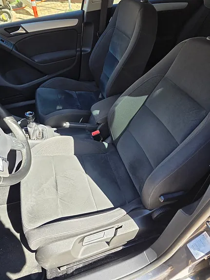 Volkswagen Golf Vi 2011 photo 3