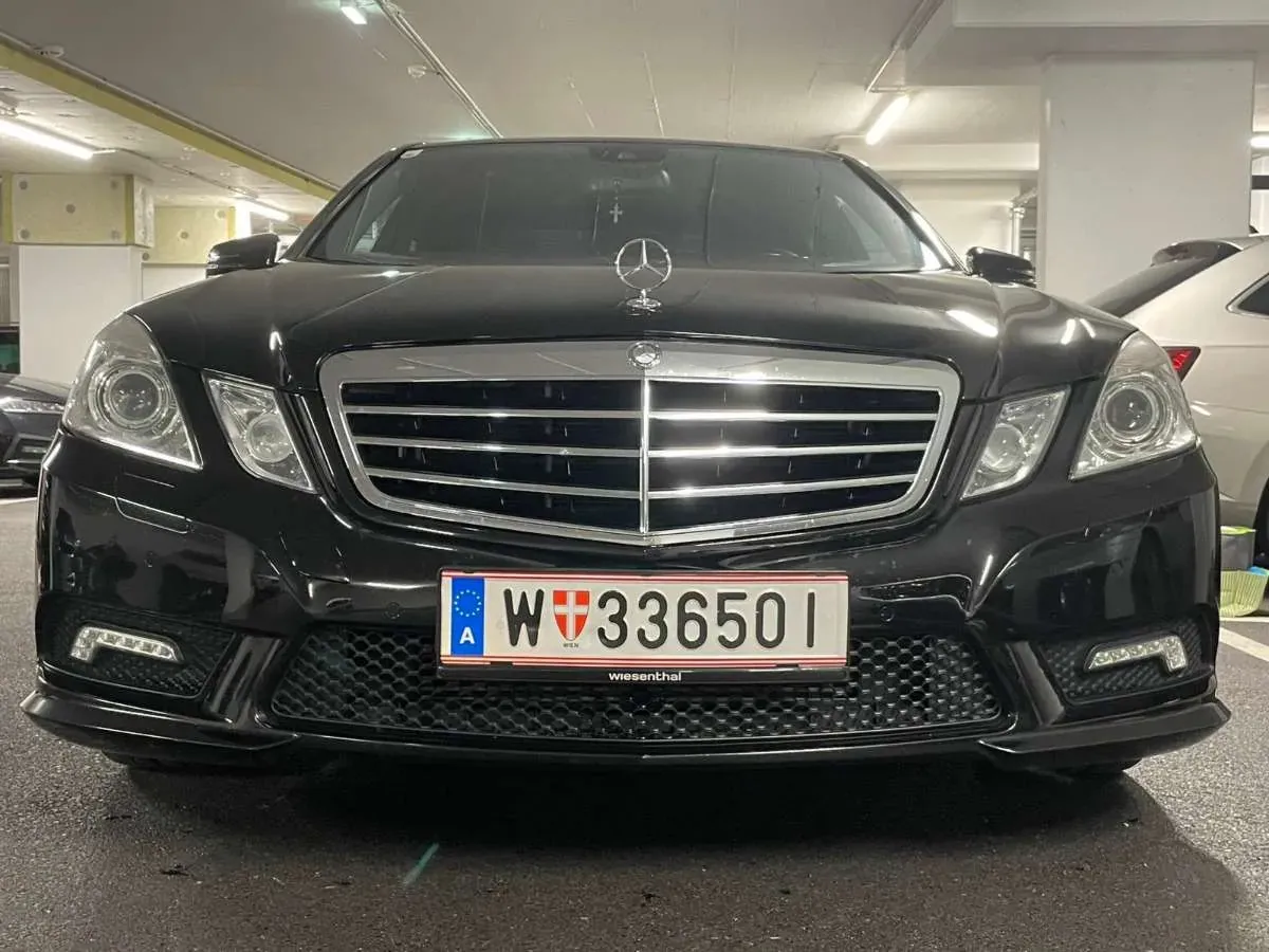 Mercedes-Benz Eklasse 2009 photo 2