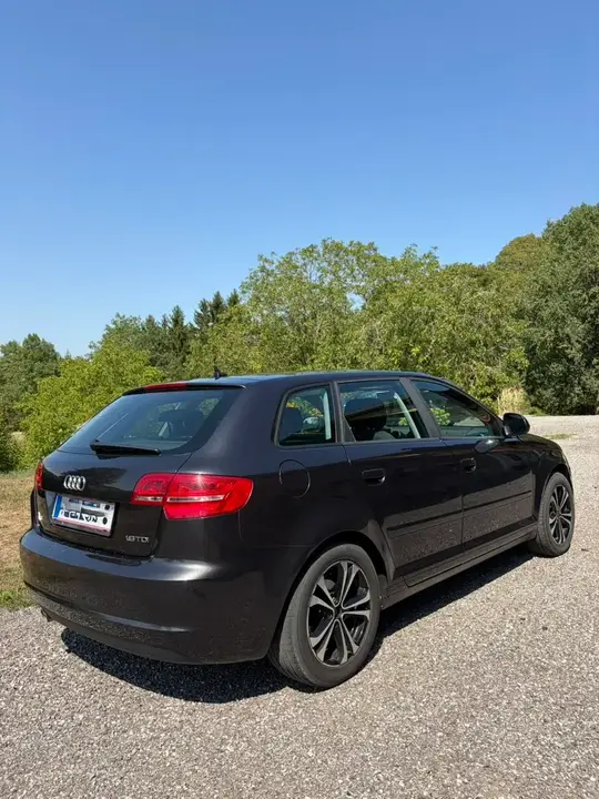 Audi A3 2010 photo 3