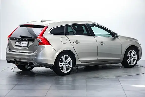 Volvo V60 2016 photo 4