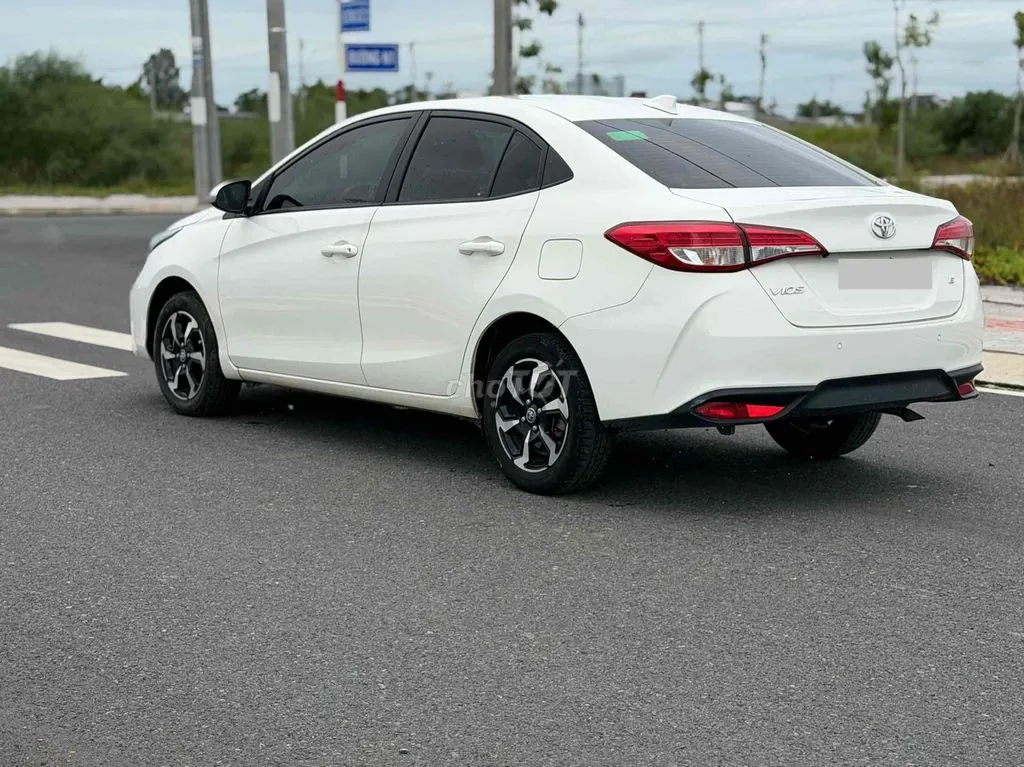 Toyota Vios 2023 photo 4