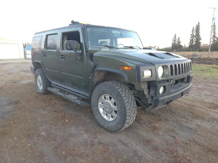Hummer H2 2003 photo 2
