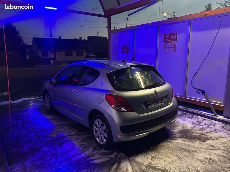 Peugeot 207
