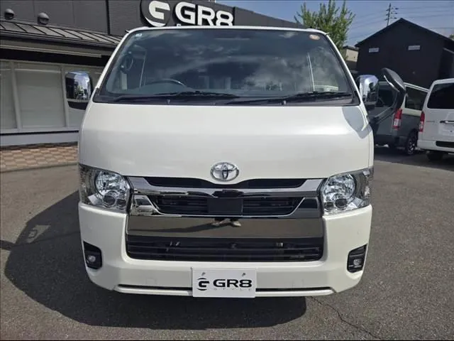 Toyota Hiace Gl 2026 photo 2