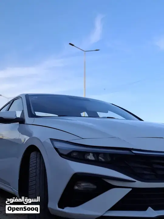Hyundai Elantra 2024 photo 4