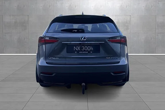 Lexus Nx300H 2016 photo 4