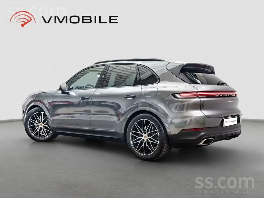 Porsche Cayenne 2024 photo 2