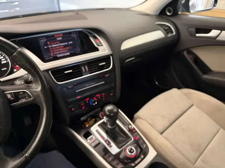 Audi A4 Allroad 2011 photo 5