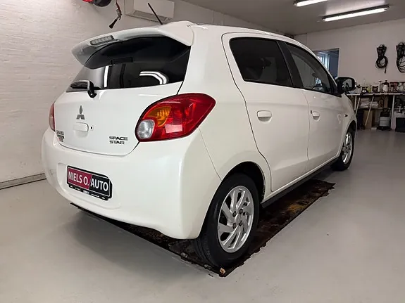 Mitsubishi Space Star 2015 photo 4