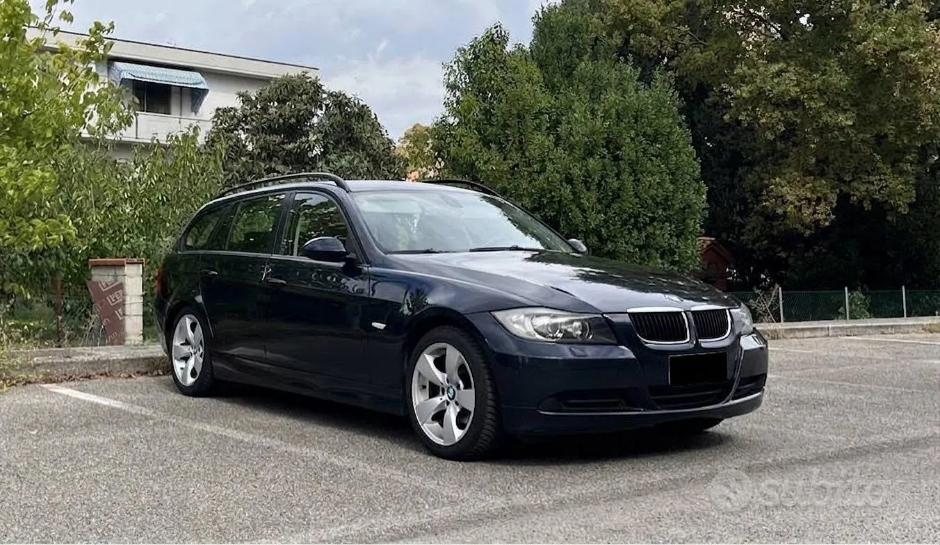 BMW 320D 2006 photo 2