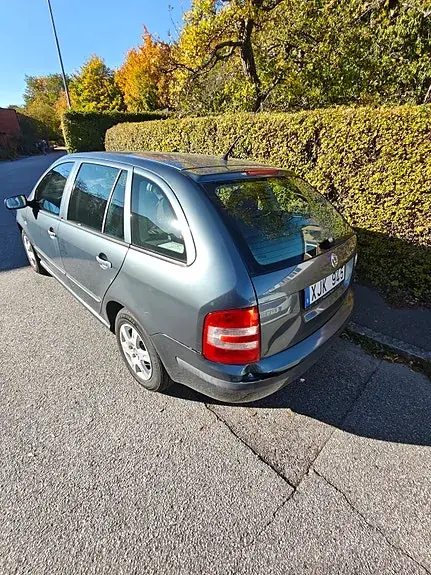 Skoda Fabia 2005 photo 5