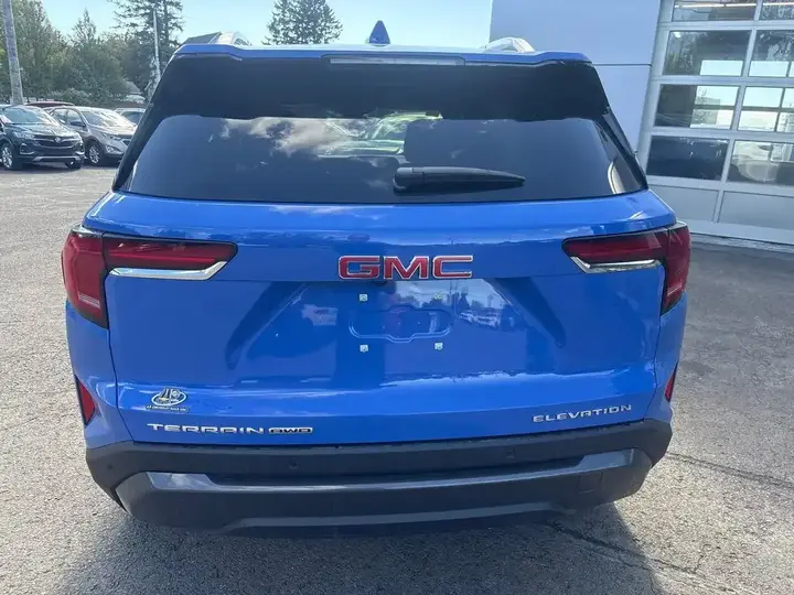 GMC Terrain 2027 photo 5