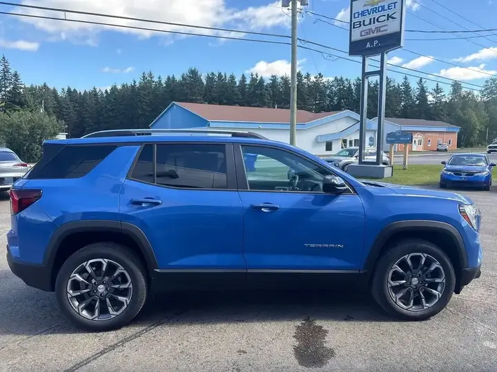 GMC Terrain 2027 photo 4