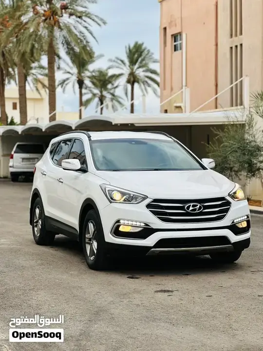 Hyundai Santa Fe 2018 photo 3
