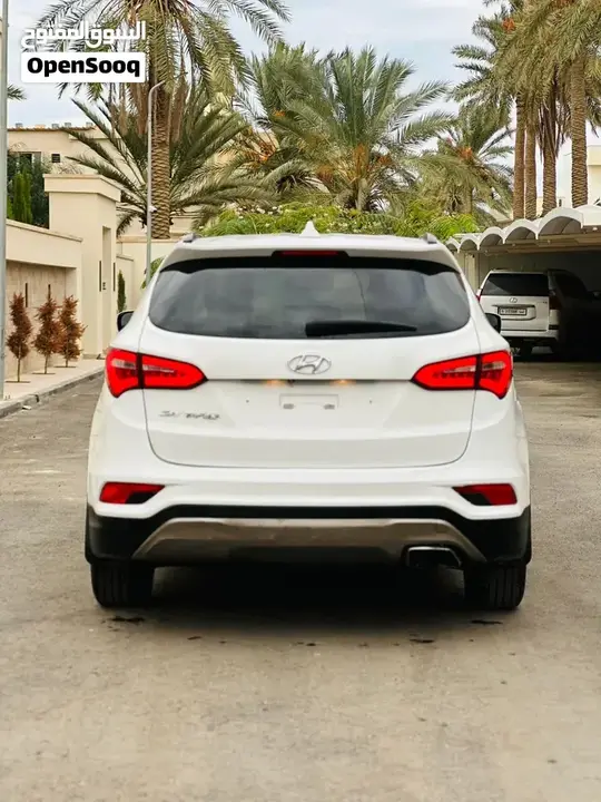 Hyundai Santa Fe 2018 photo 4