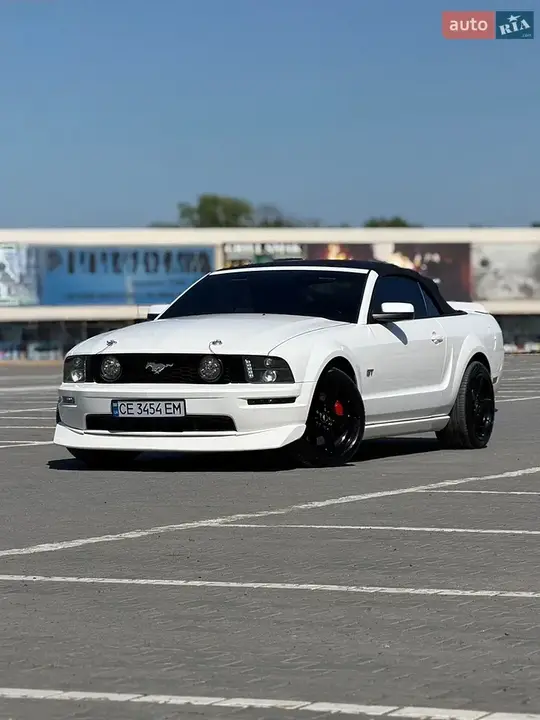 Ford Mustang 2006 photo 2
