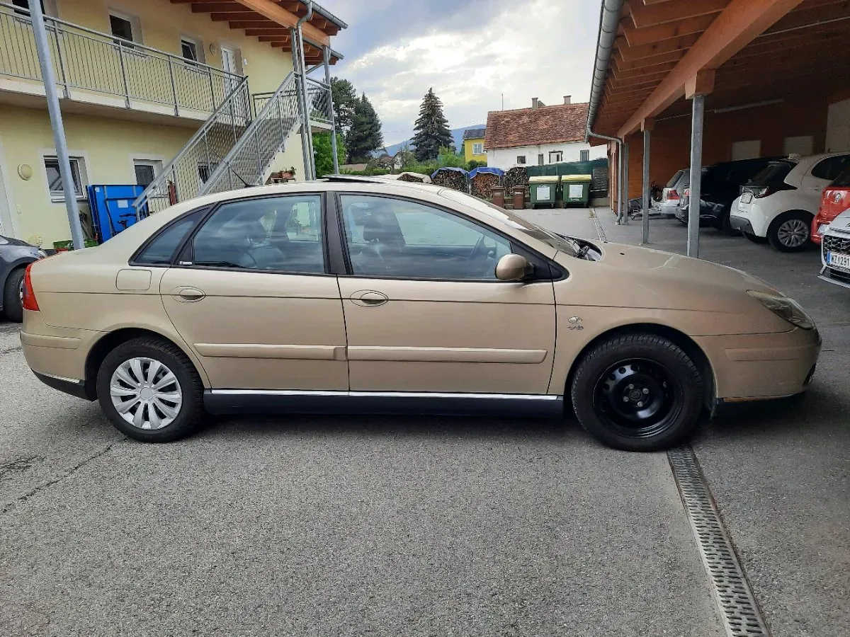 Citroen C5 2005 photo 2