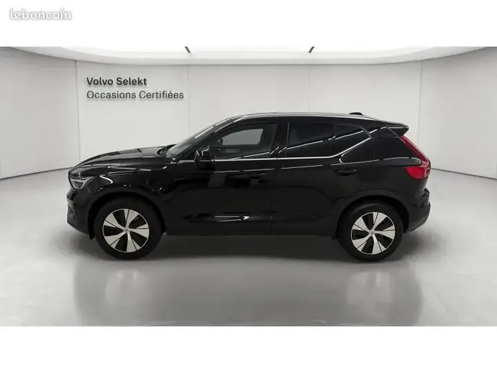 Volvo Xc40 2023 photo 2