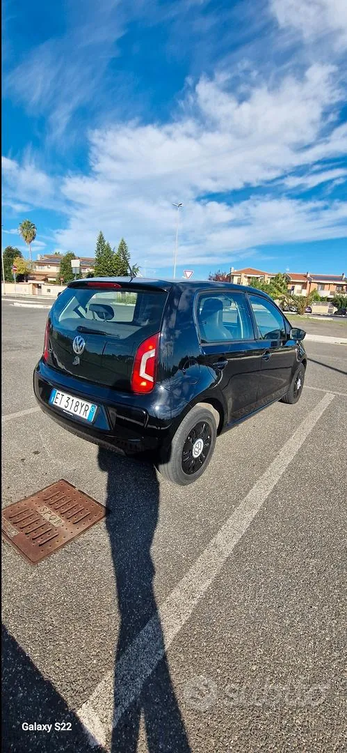 Volkswagen Up 2014 photo 5