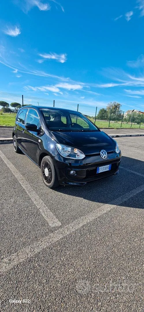Volkswagen Up 2014 photo 2