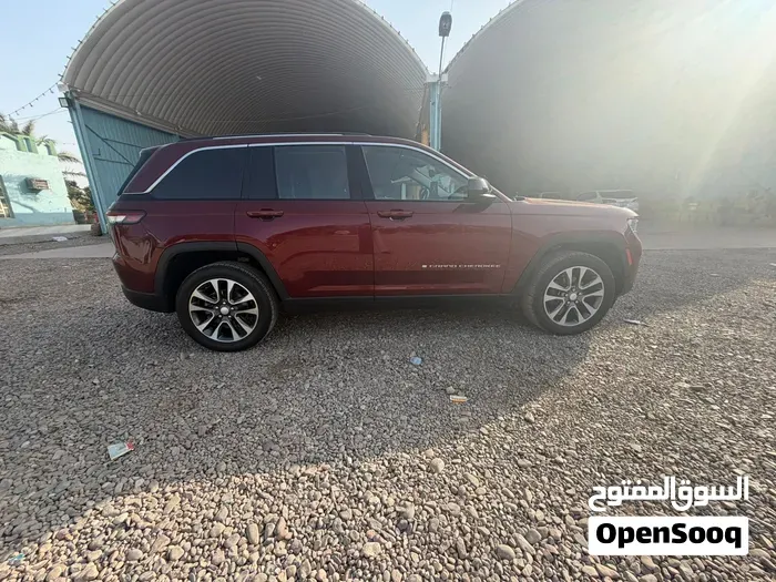 Jeep Grand Cherokee 2023 photo 4