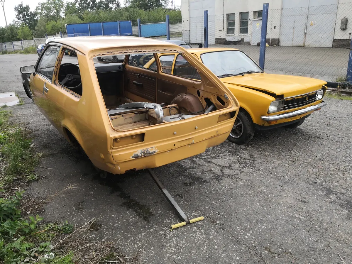 Opel Kadett 1976 photo 2